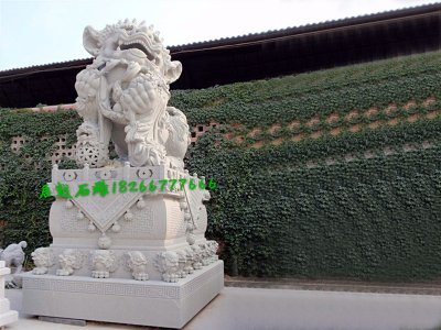 旅游区石雕狮子
