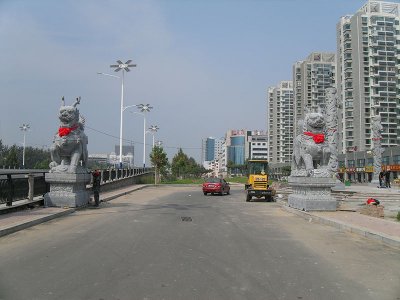 路边石雕麒麟