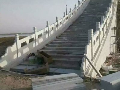 漢白玉拱橋(qiao)欄桿